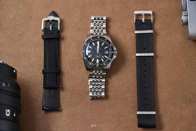 潜水表就是我一直在等的“国产小黑盾”终于等到了它的复刻！5k